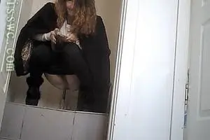 Girls pooping, hidden camera in the toilet 6-1